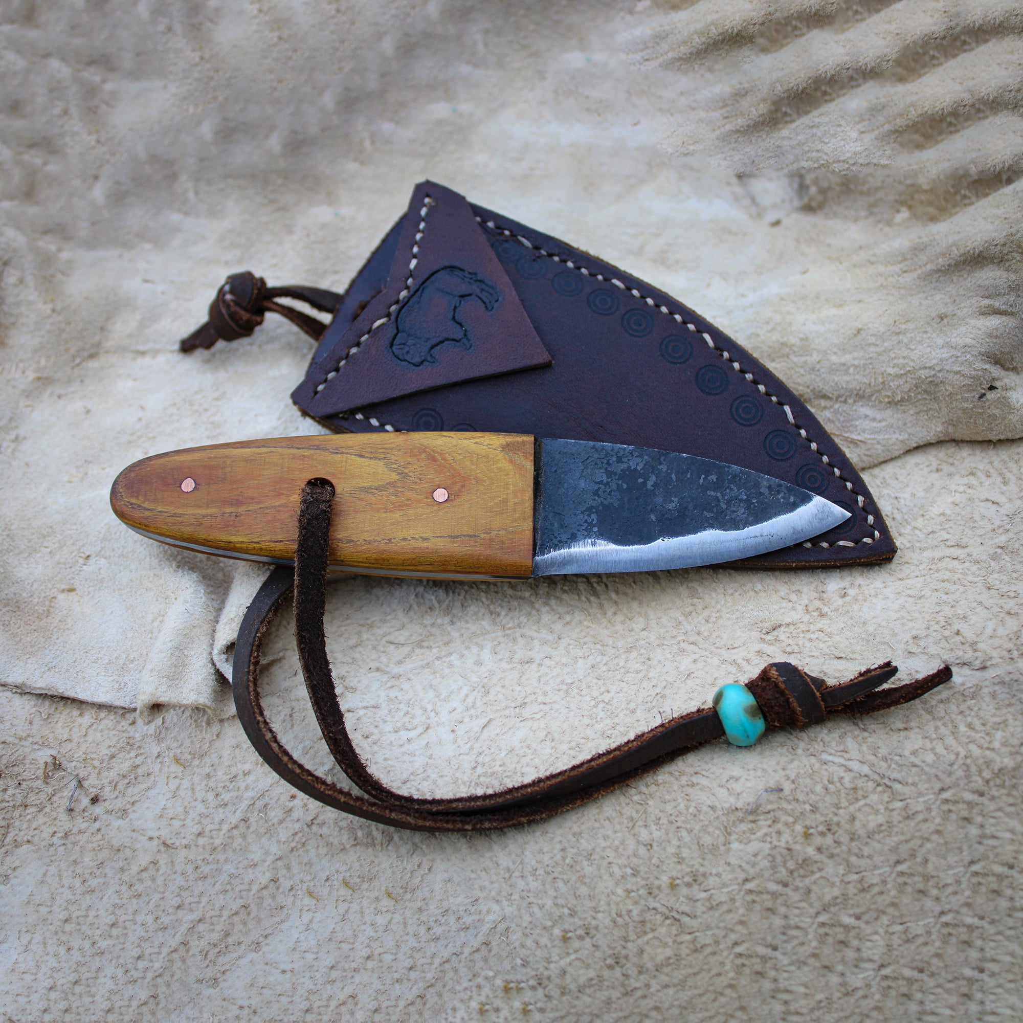Desert Nomad Knife (Osage scales)